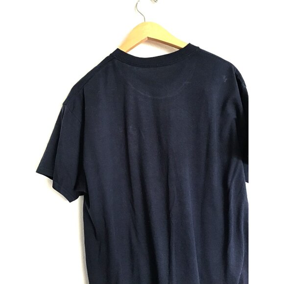 GILDAN- MENS FRONT GRAPHIC 100% COTTON SHORT SLEEVE T-SHIRT SIZE LARGE - Picture 5 of 8